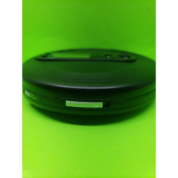 ONN Personal Portable CD Player with FM Radio Black Model ONB15AV201 -Tested - Picture 11 of 12